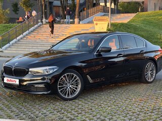 2018 BMW 5 серии 540i xDrive VII (G30/G31/G38), чёрный, 4350000 рублей, вид 1