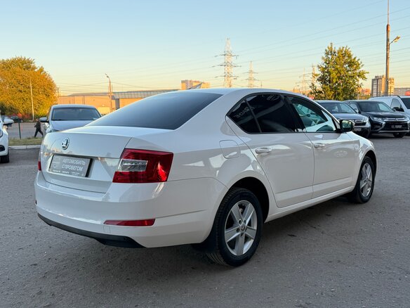 2014 Skoda Octavia III (A7), белый, 1245000 рублей - вид 6