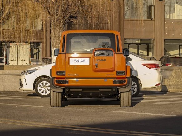 2025 iCar V23 81.76 kWh, оранжевый, 3350000 рублей - вид 5