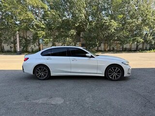 2023 BMW 3 серии Long 320Li VII (G2x) Рестайлинг, белый, 3585600 рублей, вид 3