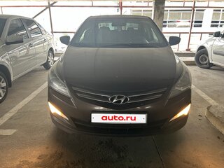 2015 Hyundai Solaris I Рестайлинг, коричневый, 790000 рублей, вид 1