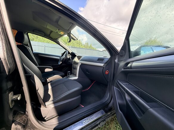 2007 Opel Astra H, чёрный, 285000 рублей - вид 9