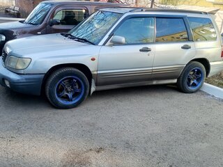 2001 Subaru Forester I Рестайлинг, серебристый, 400000 рублей, вид 3