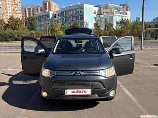2013 Mitsubishi Outlander III, серый, 1250000 рублей, вид 2