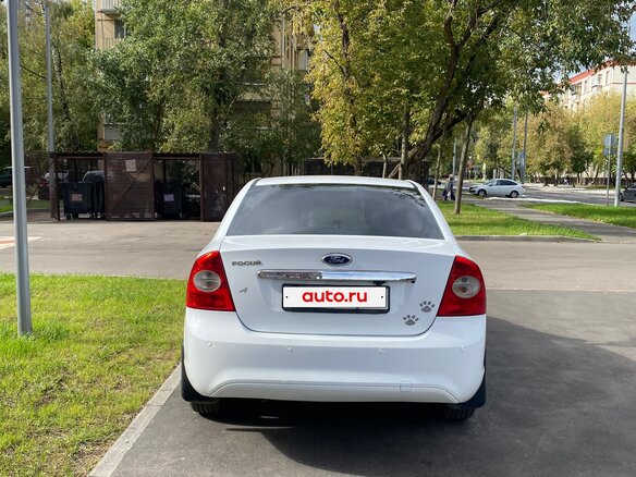 2010 Ford Focus II Рестайлинг, белый, 650000 рублей - вид 5