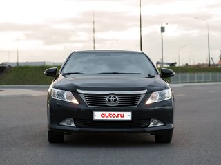 2014 Toyota Camry VII (XV50), чёрный, 1750000 рублей, вид 2