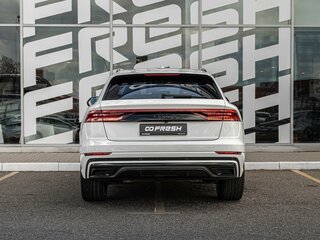 2019 Audi Q8 45 TDI I (4M), белый, 6999000 рублей, вид 4