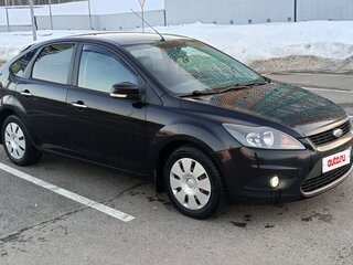 2010 Ford Focus II Рестайлинг, чёрный, 500000 рублей, вид 3