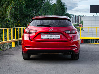 2018 Mazda 3 III (BM) Рестайлинг, красный, 1749000 рублей, вид 5