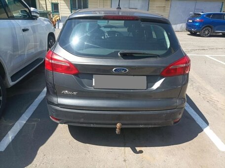 2017 Ford Focus III Рестайлинг, серый, 871000 рублей, вид 4
