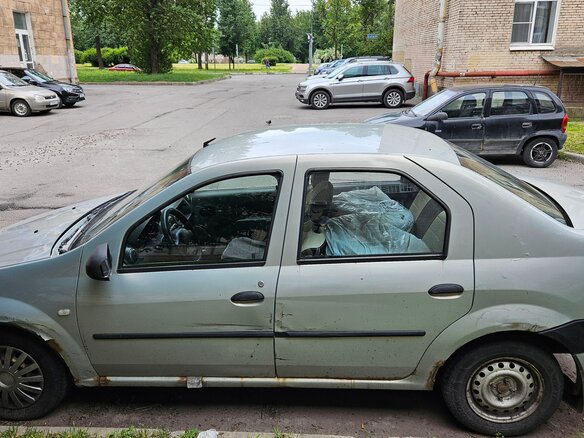2008 Renault Logan I, серый, 175000 рублей - вид 4