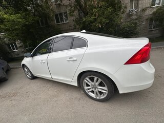 2013 Volvo S60 II, белый, 1190000 рублей, вид 3