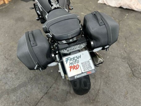 2017 Yamaha MT-10SP, серебристый, 1470000 рублей, вид 4