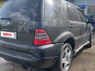 2000 Mercedes-Benz M-Класс AMG 55 AMG I (W163), чёрный, 700000 рублей, вид 2