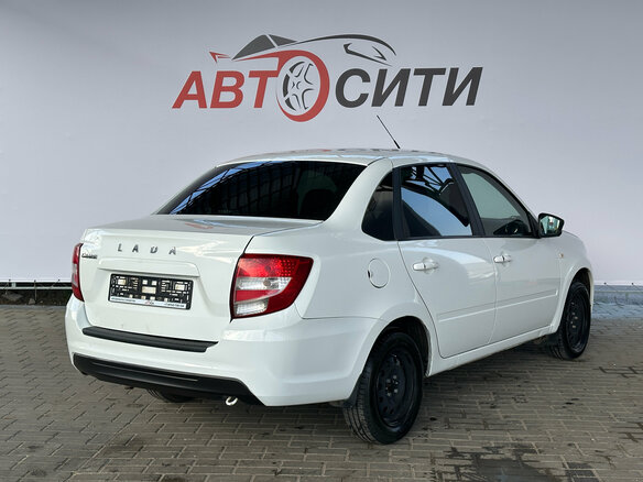 2019 Lada (ВАЗ) Granta I Рестайлинг, белый, 510000 рублей - вид 6