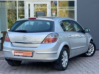 2012 Opel Astra H Рестайлинг, серебристый, 479000 рублей, вид 2