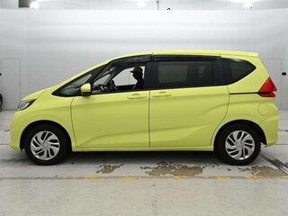 2017 Honda Freed II, зелёный, 1125010 рублей, вид 4