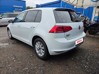 2013 Volkswagen Golf VII, белый, 920000 рублей, вид 4