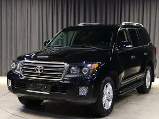 2014 Toyota Land Cruiser 200 Series Рестайлинг 1, чёрный, 3449000 рублей, вид 1