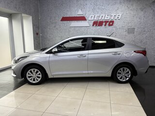 2018 Hyundai Solaris II, серебристый, 1399000 рублей, вид 2