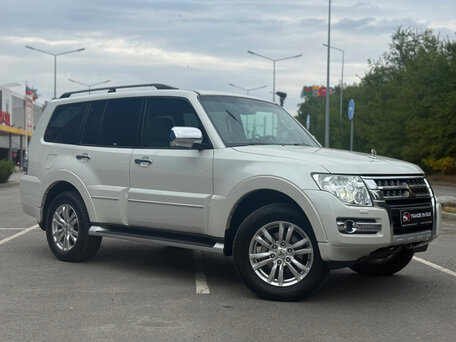 Mitsubishi Pajero IV Рестайлинг 2