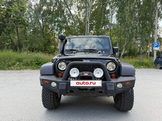 2012 Jeep Wrangler III (JK), зелёный, 3200000 рублей, вид 2