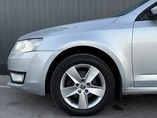 2015 Skoda Octavia III (A7), серебристый, 1390000 рублей, вид 5