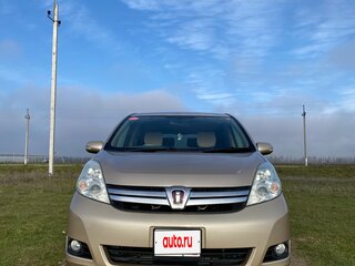 2012 Toyota ISis I Рестайлинг, бежевый, 1390000 рублей, вид 2