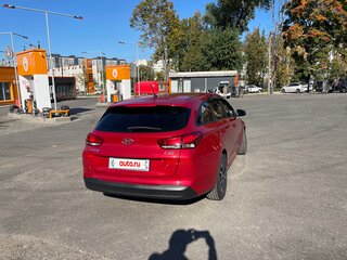 2018 Hyundai i30 III, красный, 1450000 рублей, вид 3