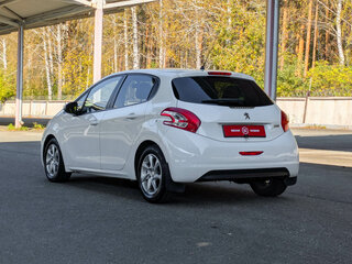 2013 Peugeot 208 I, белый, 579900 рублей, вид 5