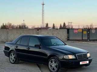 1999 Mercedes-Benz C-Класс 180 I (W202) Рестайлинг, чёрный, 135000 рублей, вид 3