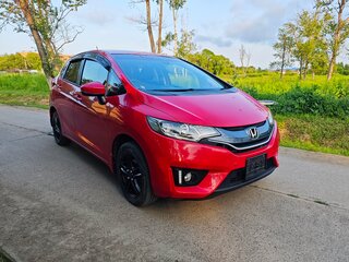 2014 Honda Fit III, красный, 850000 рублей, вид 3