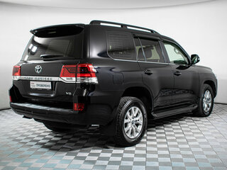 2016 Toyota Land Cruiser 200 Series Рестайлинг 2, чёрный, 4547000 рублей, вид 5