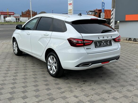 2026 Lada (ВАЗ) Vesta SW I Рестайлинг (NG), белый, 1915000 рублей - вид 5