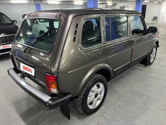 2018 Lada (ВАЗ) 2131 (4x4) I, коричневый, 629000 рублей - вид 4