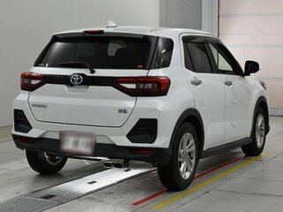 2022 Toyota Raize I, белый, 1300000 рублей, вид 3