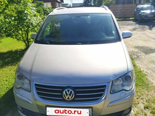 2008 Volkswagen Touran I Рестайлинг, серебристый, 650000 рублей, вид 1