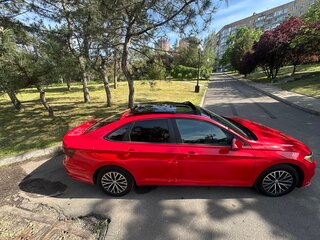 2020 Volkswagen Jetta 6-speed VII, красный, 1450000 рублей, вид 5