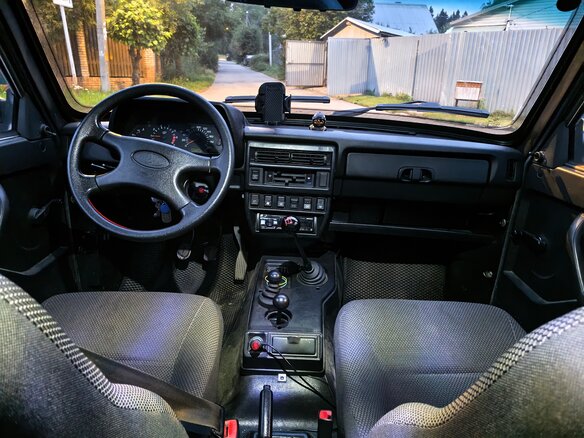 2012 Lada (ВАЗ) 2131 (4x4) 213105 I, серый, 450000 рублей - вид 5