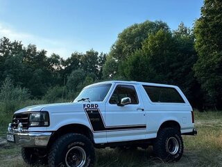 1995 Ford Bronco V, белый, 2800000 рублей, вид 4