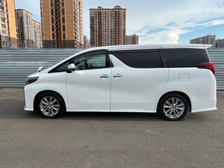 2020 Toyota Alphard III Рестайлинг, белый, 4550000 рублей, вид 2