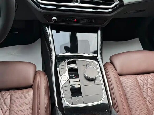 2023 BMW 3 серии Long 320Li VII (G2x) Рестайлинг, чёрный, 3687007 рублей - вид 16