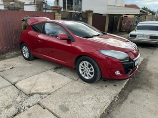 2013 Renault Megane III Рестайлинг, красный, 850000 рублей, вид 4