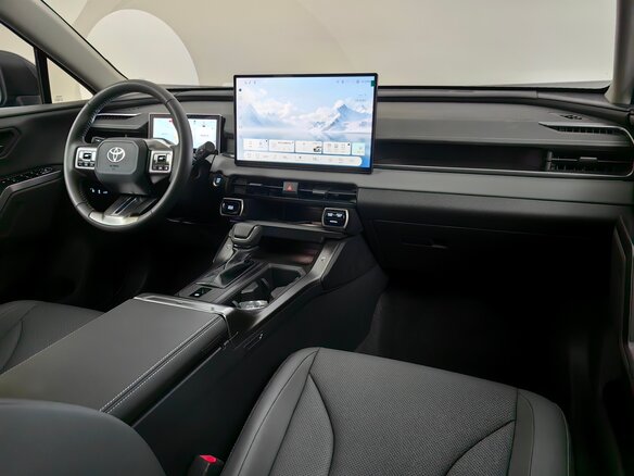 2026 Toyota RAV4 VI (XA60), чёрный - вид 4