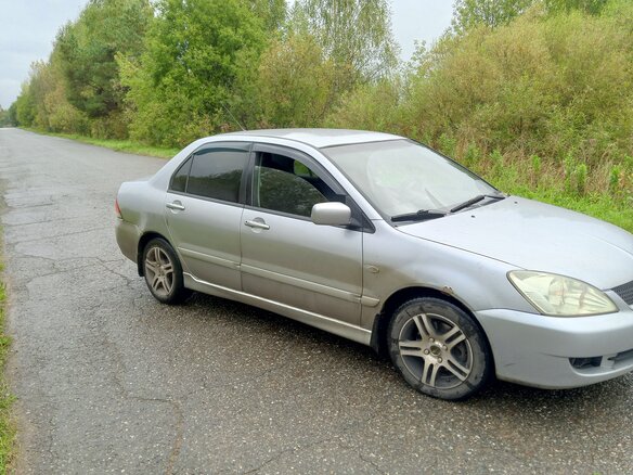 2006 Mitsubishi Lancer IX Рестайлинг, серебристый, 300000 рублей - вид 11