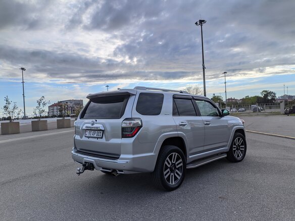 2019 Toyota 4Runner V Рестайлинг, серебристый - вид 4