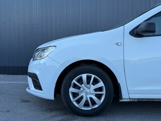 2019 Renault Logan II Рестайлинг, белый, 650000 рублей, вид 5