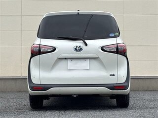 2021 Toyota Sienta II Рестайлинг, белый, 1178000 рублей, вид 4