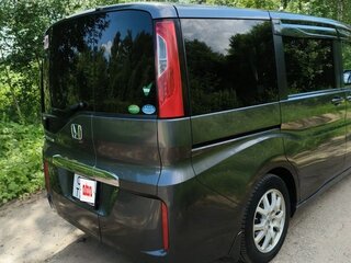 2017 Honda Stepwgn V, серый, 1950000 рублей, вид 4