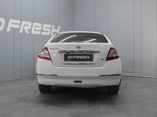 2013 Nissan Teana II (J32) Рестайлинг, белый, 1160000 рублей, вид 4
